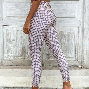 INDIGO LUNA FULL LENGTH LEGGING